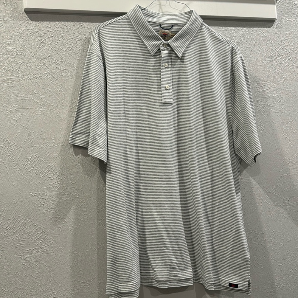 Men’s Faherty movement short sleeve polo- xxl- EUC
